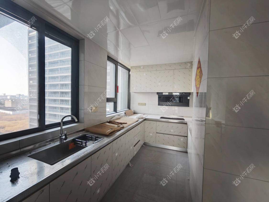 镇江融创华南映在售二手房源室内图_小牛看房