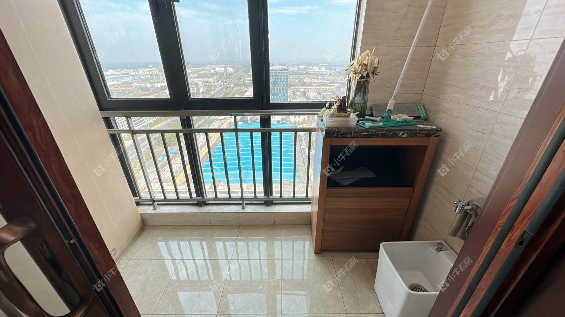 镇江凤凰国际在售二手房源_小牛看房