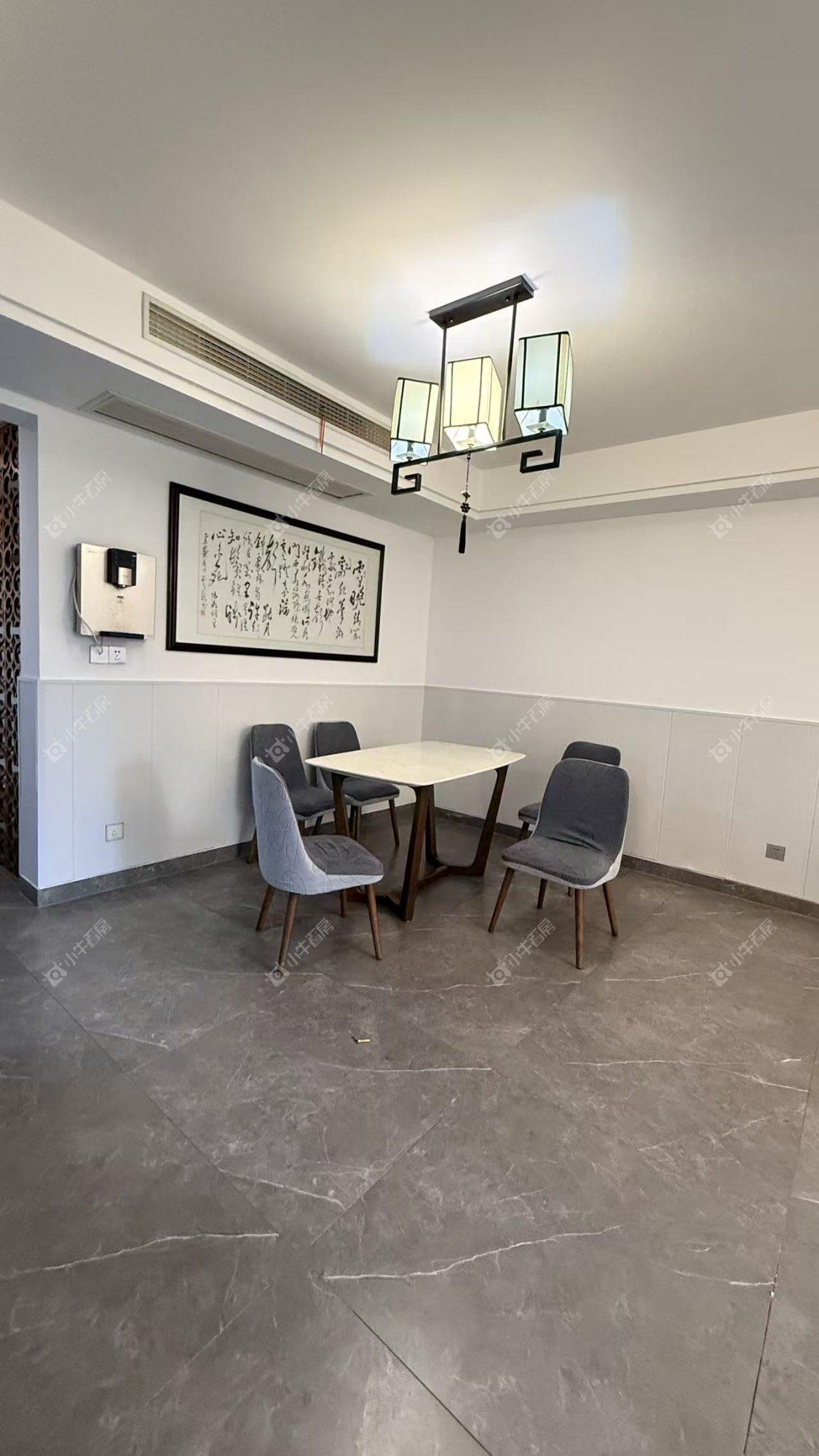 镇江华都锦城在售二手房源室内图_小牛看房