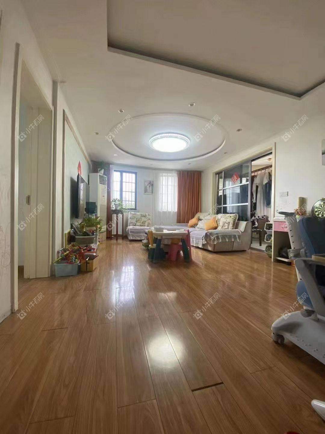 镇江澳都花城在售二手房源室内图_小牛看房