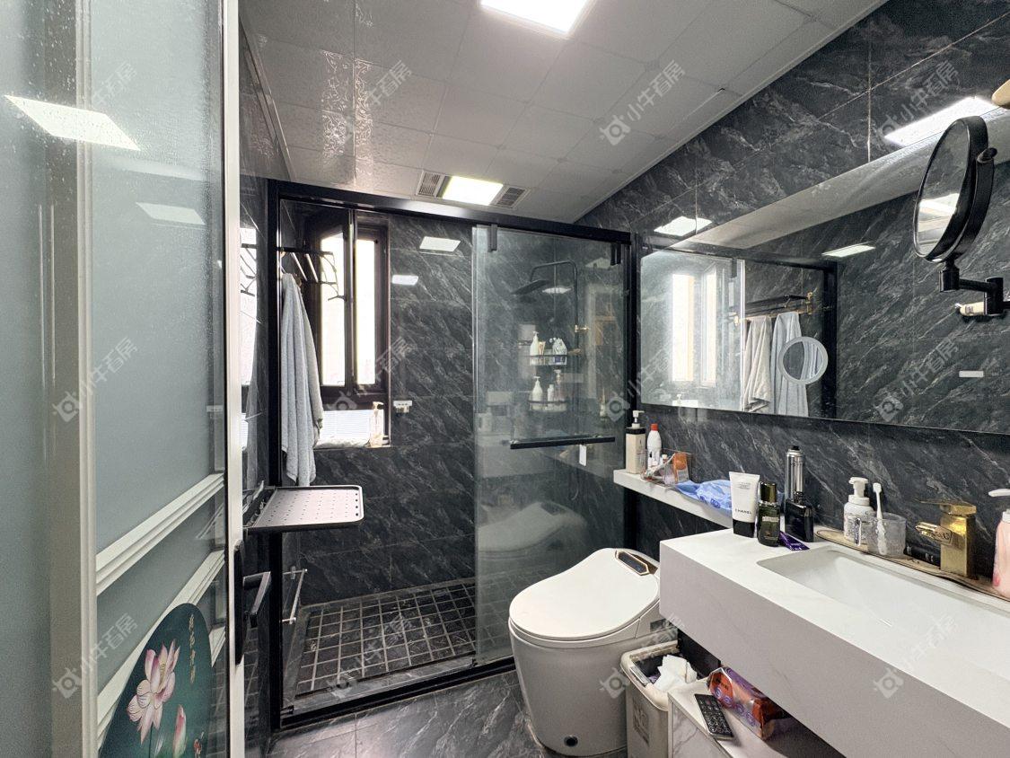 镇江凤熹台在售二手房源室内图_小牛看房