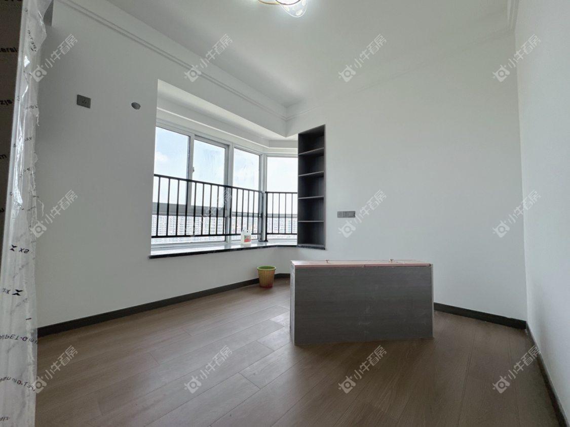 镇江碧桂园在售二手房源室内图_小牛看房