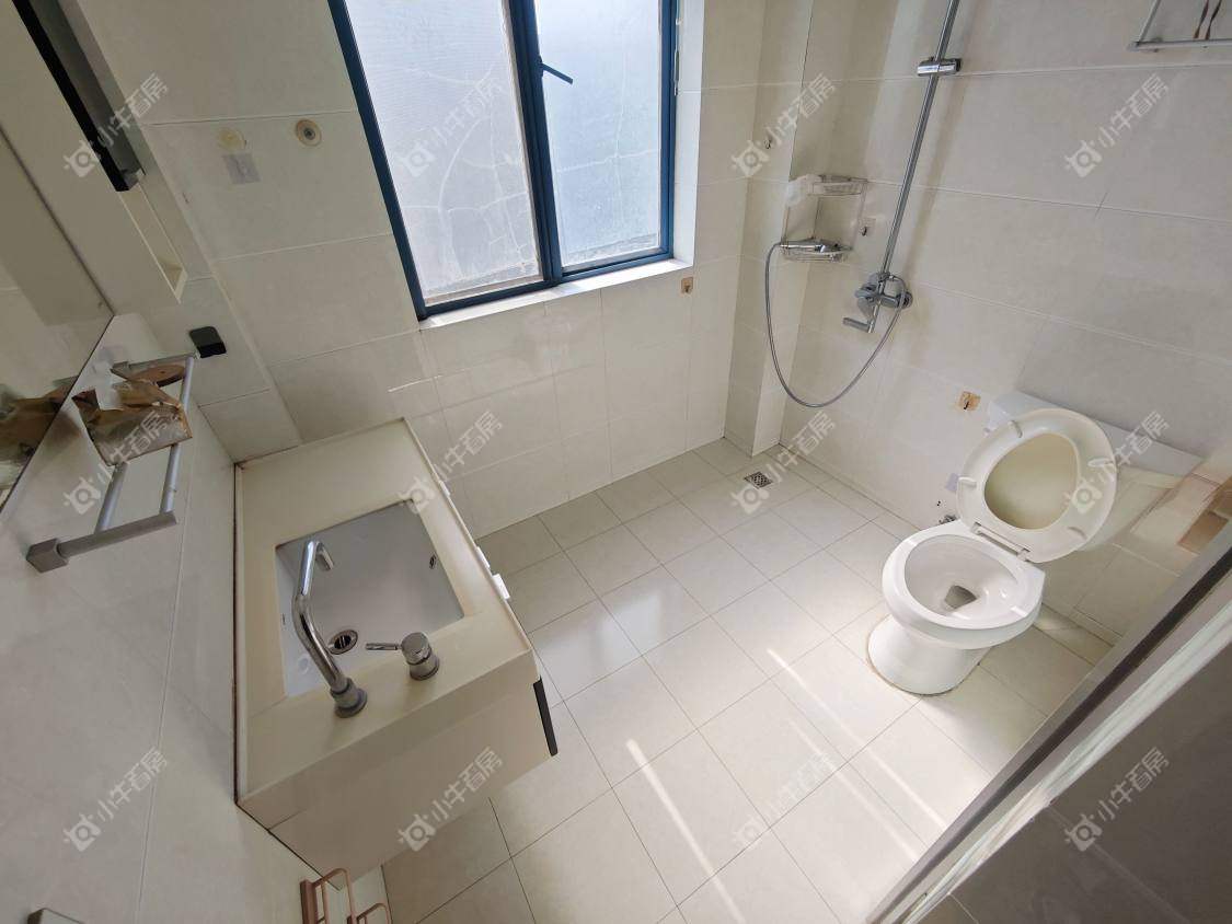 镇江天波城在售二手房源室内图_小牛看房