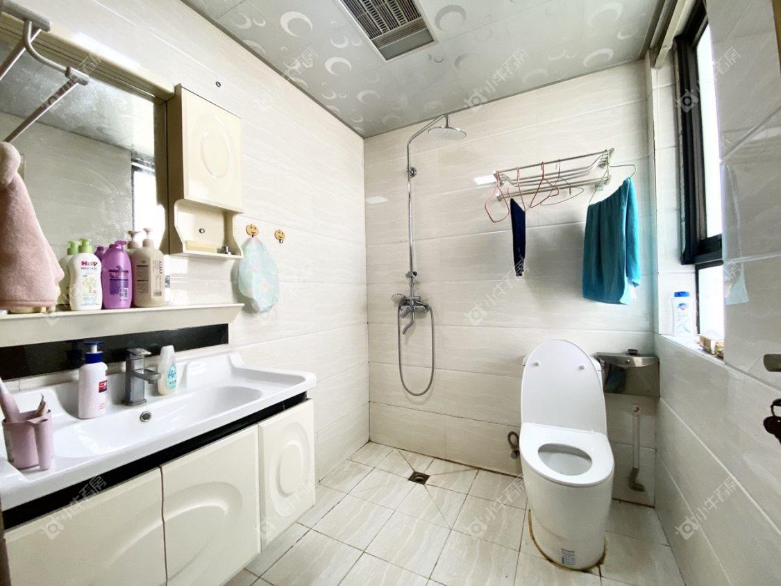 镇江信达香堤国际在售二手房源室内图_小牛看房