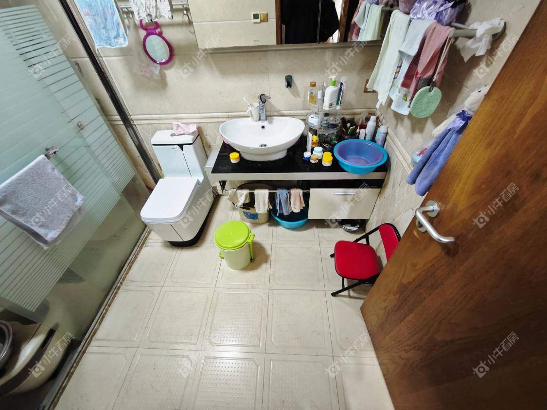 镇江华都锦城在售二手房源室内图_小牛看房