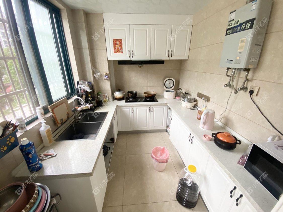 镇江欧洲城在售二手房源室内图_小牛看房