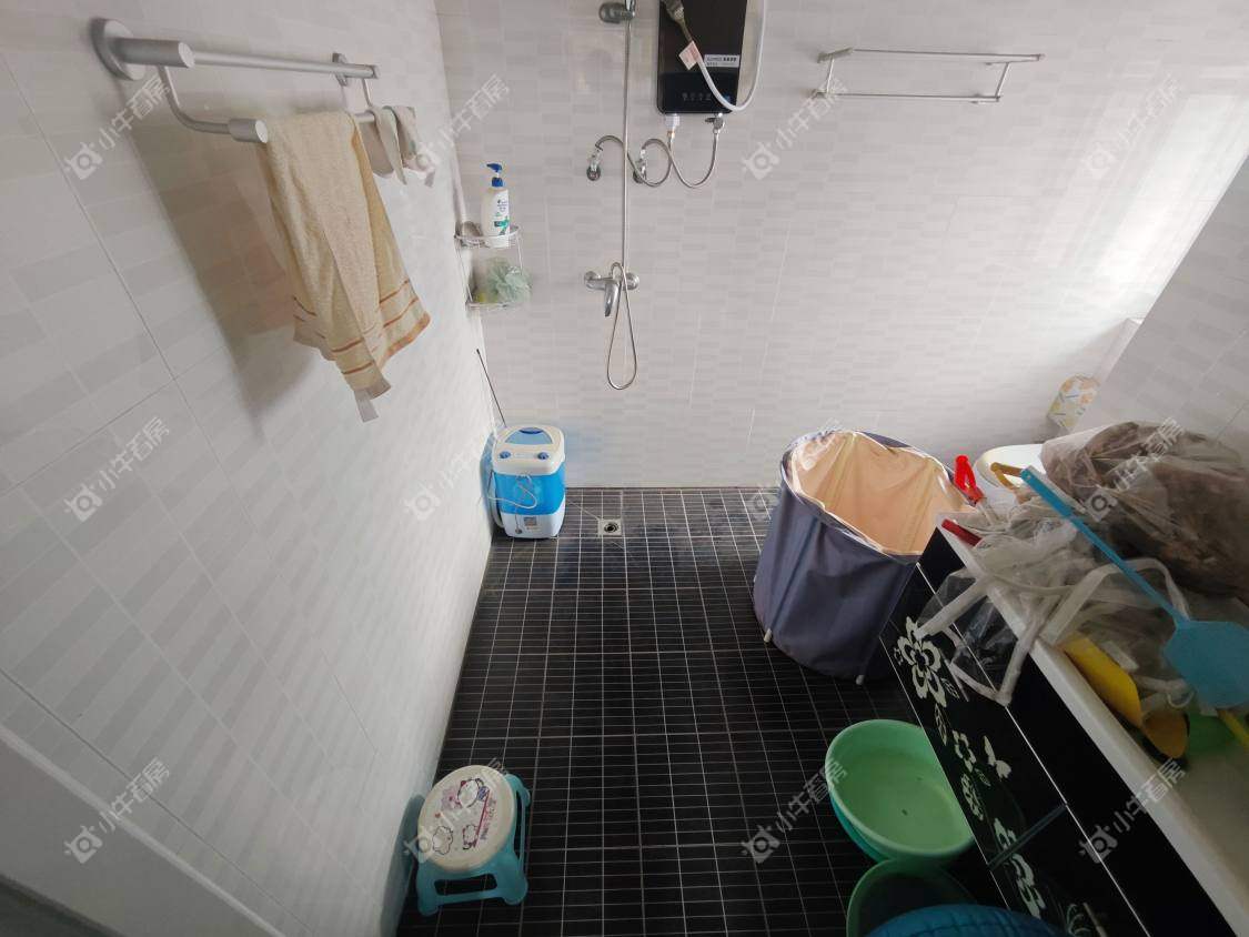 镇江新香草苑在售二手房源室内图_小牛看房