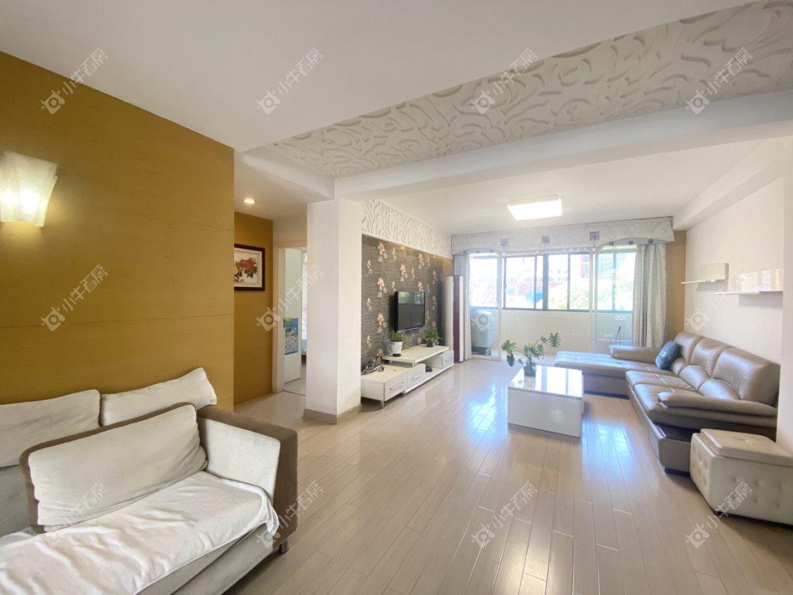 镇江欧洲城在售二手房源室内图_小牛看房