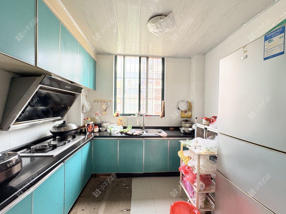 镇江怡心花园在售二手房源室内图_小牛看房