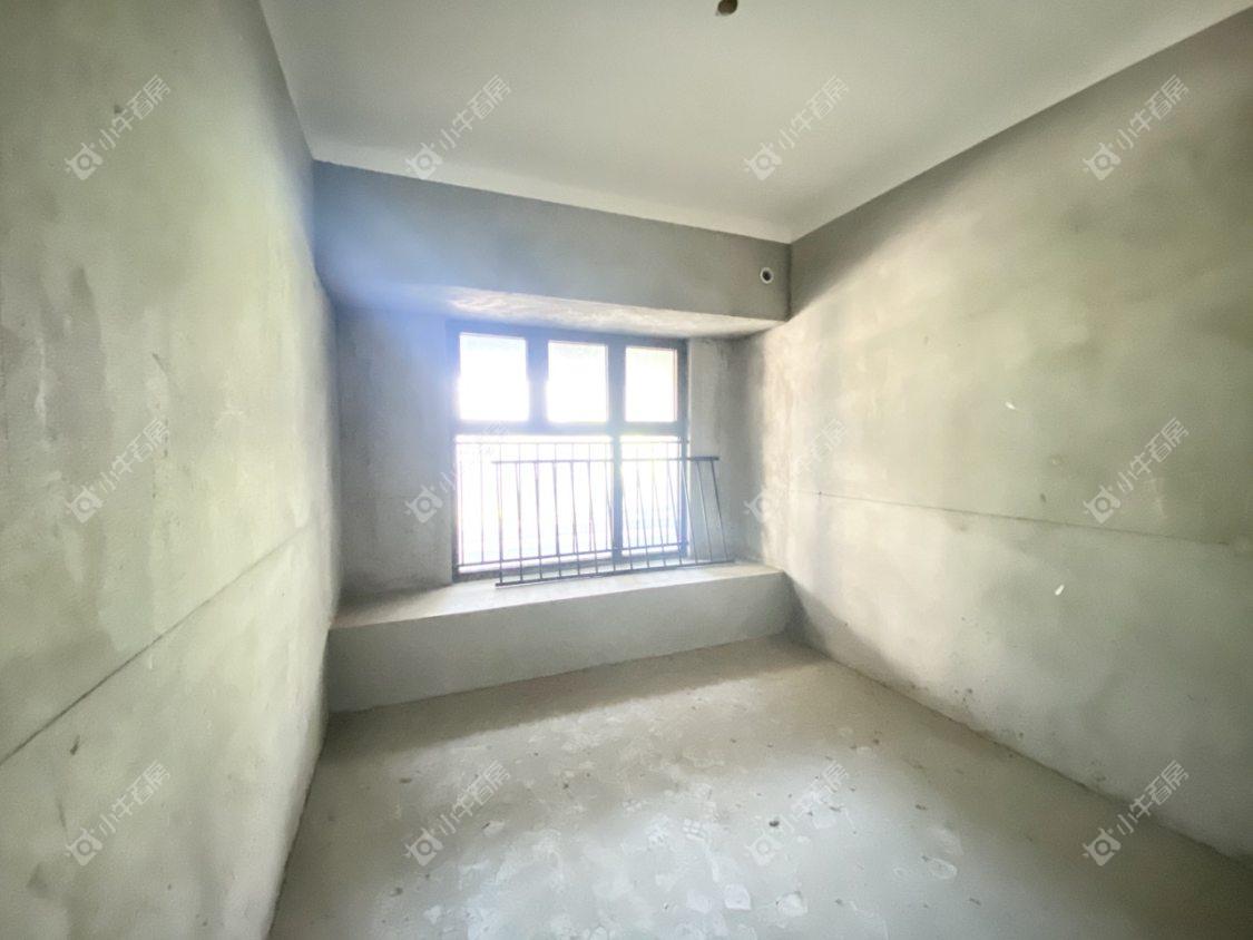 镇江碧桂园樾府在售二手房源室内图_小牛看房