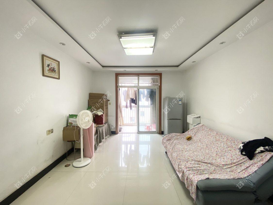 镇江东南新城在售二手房源室内图_小牛看房