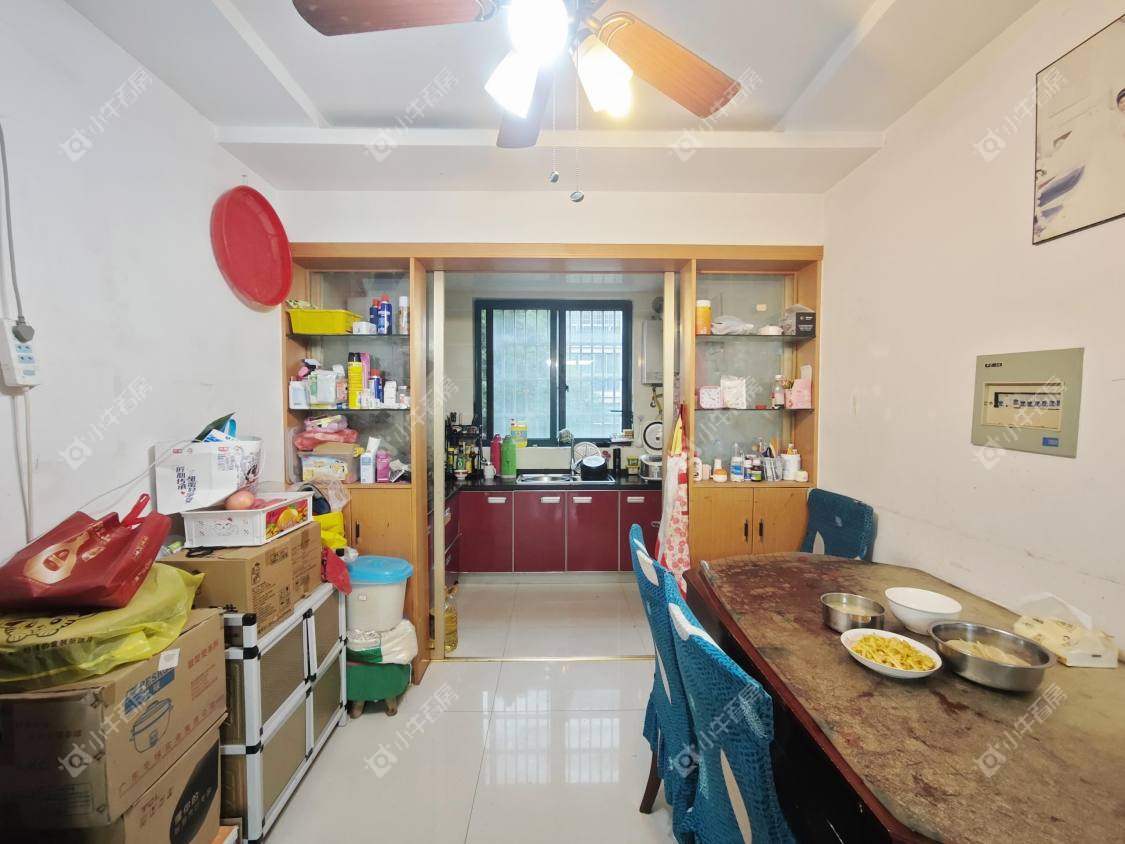 镇江欧洲城在售二手房源室内图_小牛看房