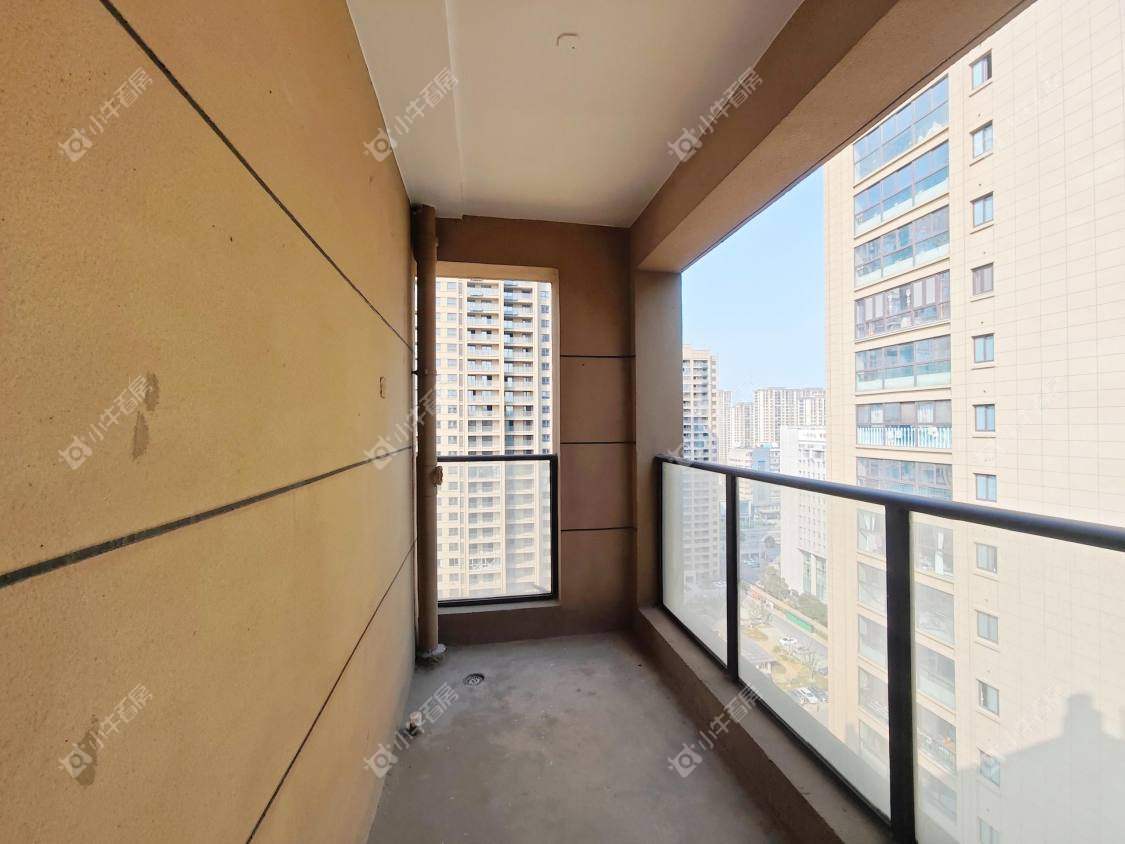 镇江汇金天地在售二手房源室内图_小牛看房