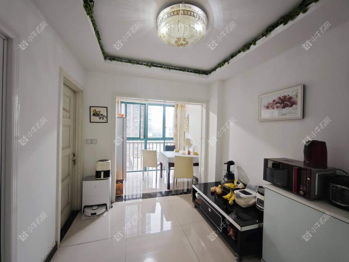 镇江东方盛世在售二手房源室内图_小牛看房