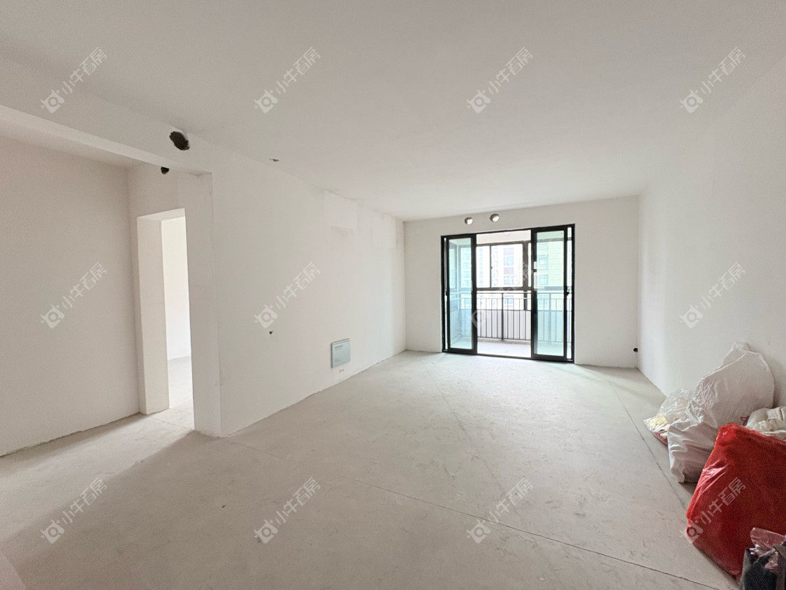 镇江河阳新城在售二手房源室内图_小牛看房