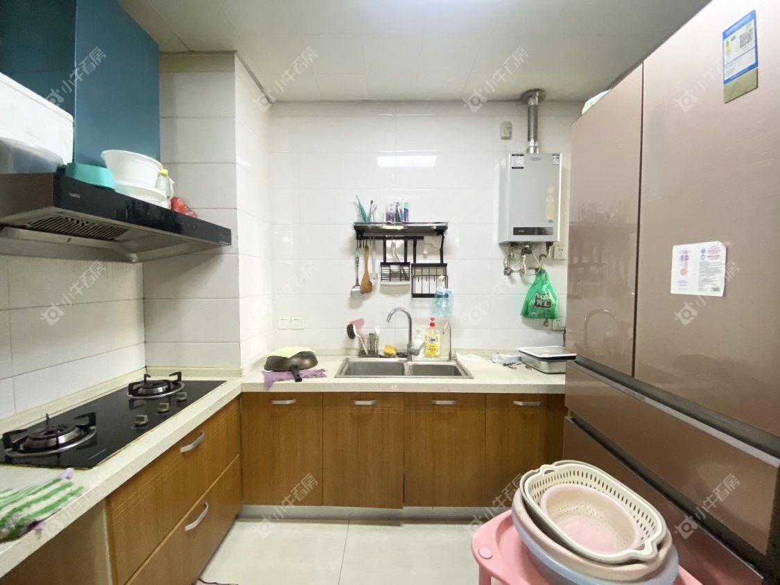 镇江城市绿洲在售二手房源室内图_小牛看房