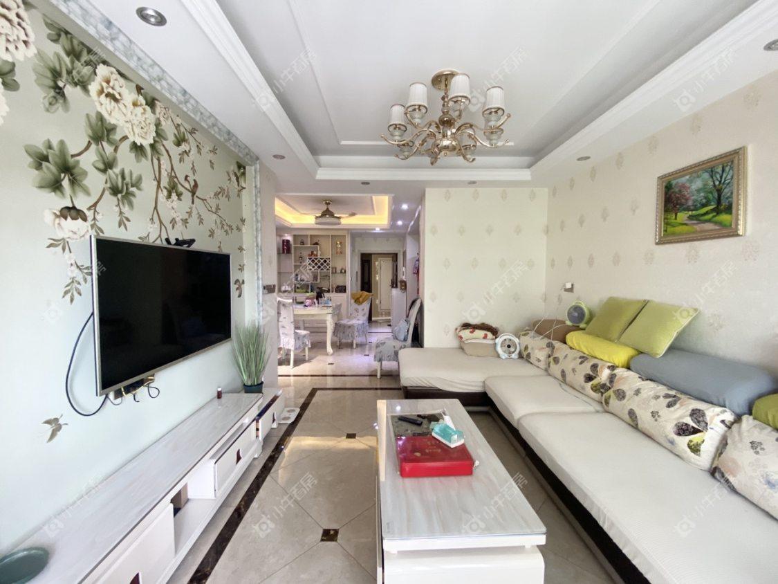 镇江丹凤国际在售二手房源室内图_小牛看房