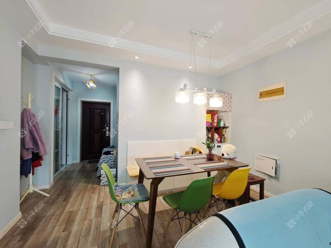 镇江国信宜和在售二手房源室内图_小牛看房