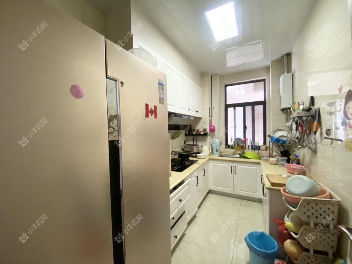 镇江滨河凤凰城在售二手房源室内图_小牛看房