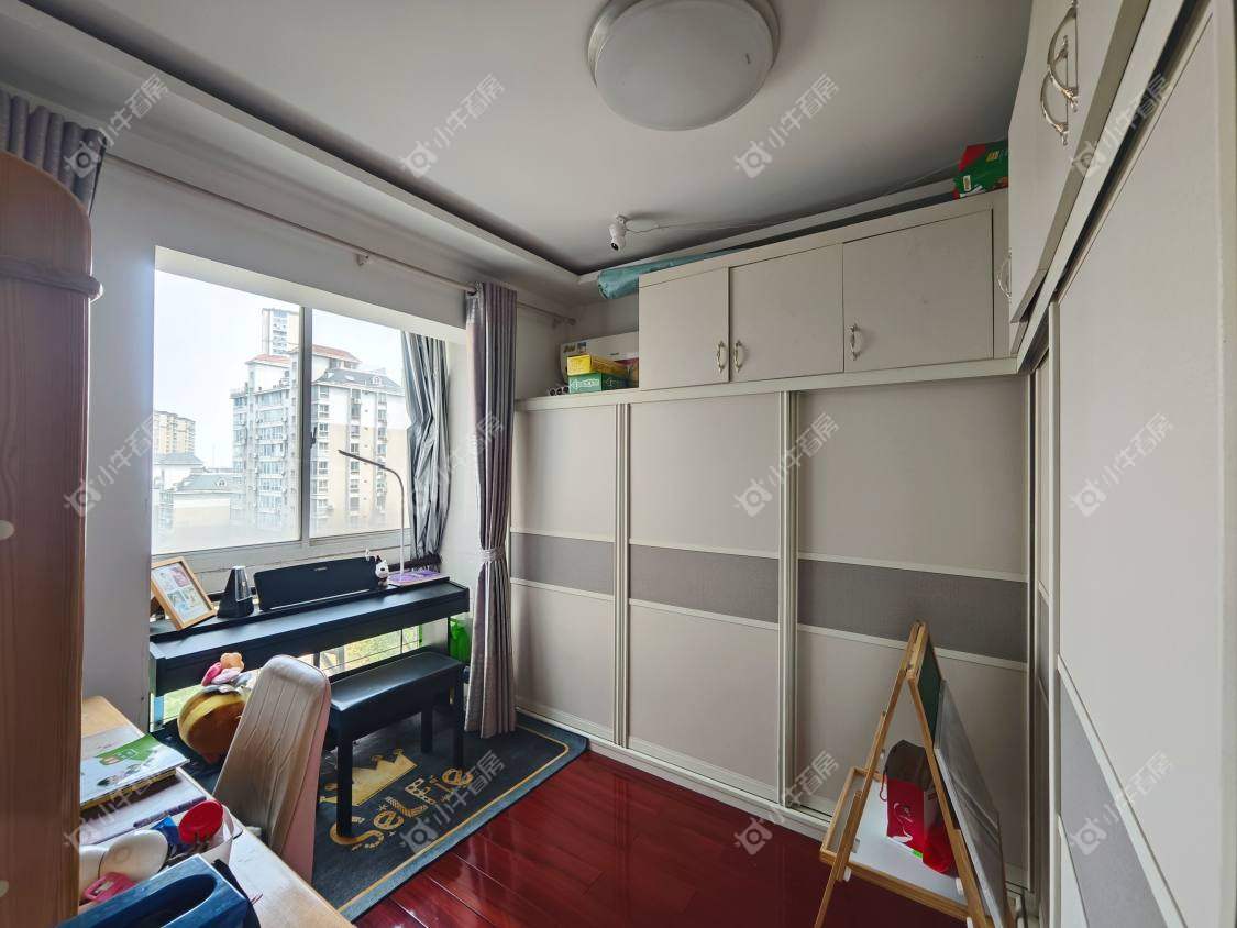 镇江凤翔花园在售二手房源室内图_小牛看房