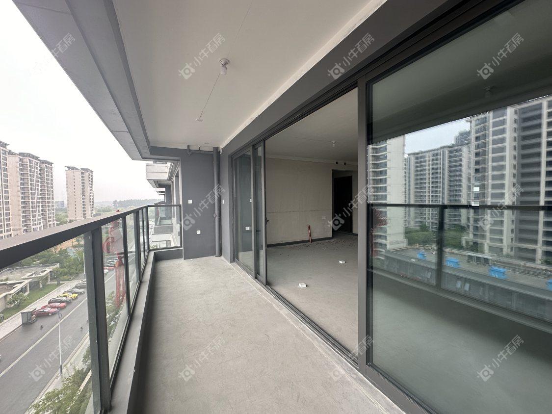 镇江中海臻如府在售二手房源室内图_小牛看房