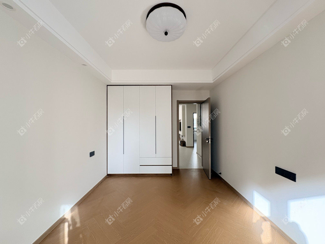 镇江云天花园在售二手房源室内图_小牛看房