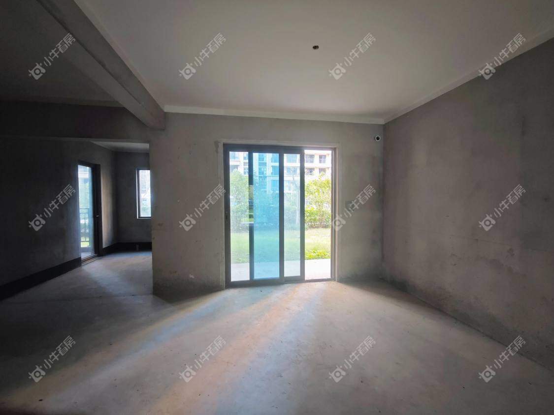 镇江碧桂园樾府在售二手房源室内图_小牛看房