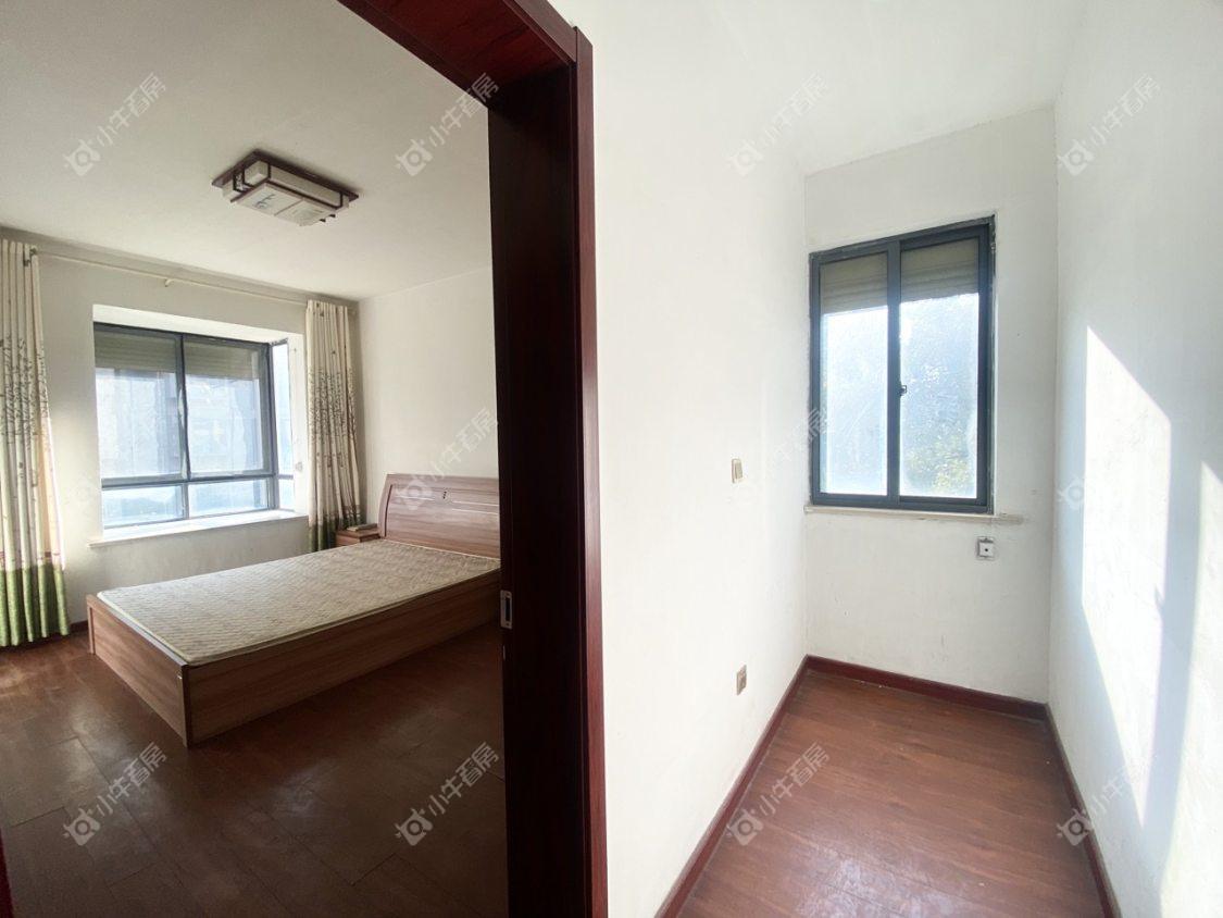 镇江华都锦城在售二手房源室内图_小牛看房