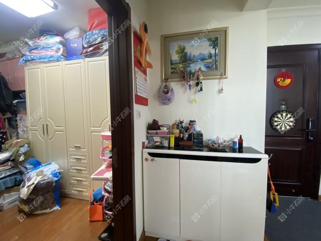 镇江碧桂园在售二手房源室内图_小牛看房