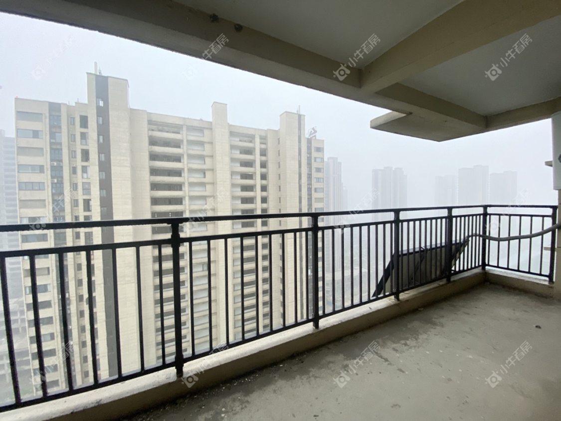 镇江凤熹台在售二手房源室内图_小牛看房