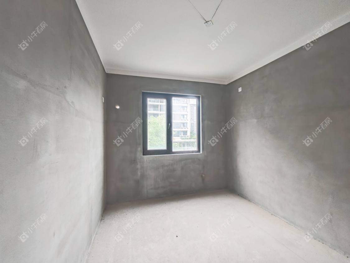 镇江珑蟠里在售二手房源室内图_小牛看房