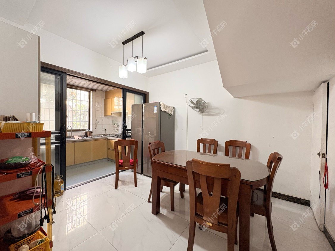 镇江练湖东湖新村别墅在售二手房源室内图_小牛看房