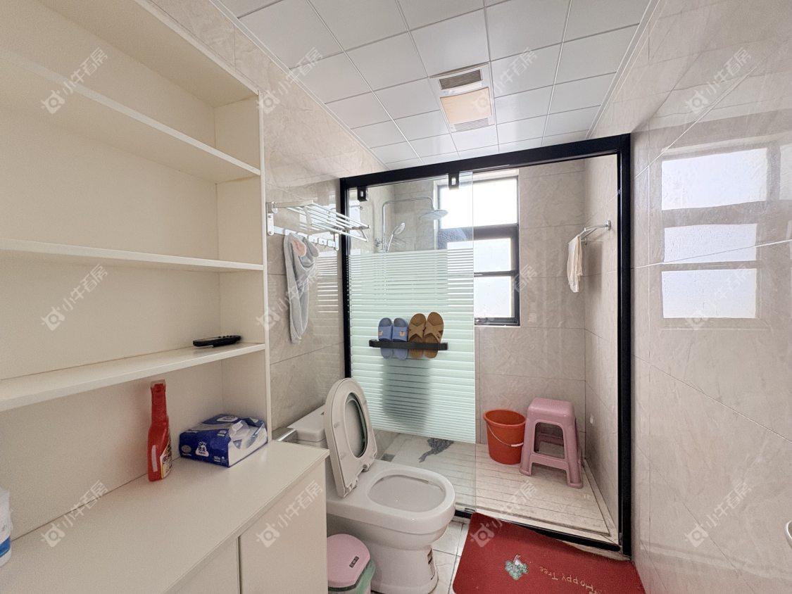 镇江荣城国际一期在售二手房源室内图_小牛看房