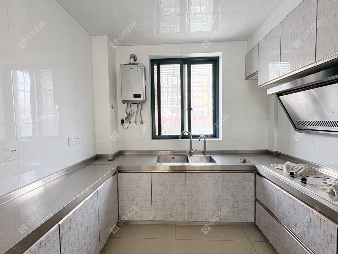 镇江欧洲城在售二手房源室内图_小牛看房