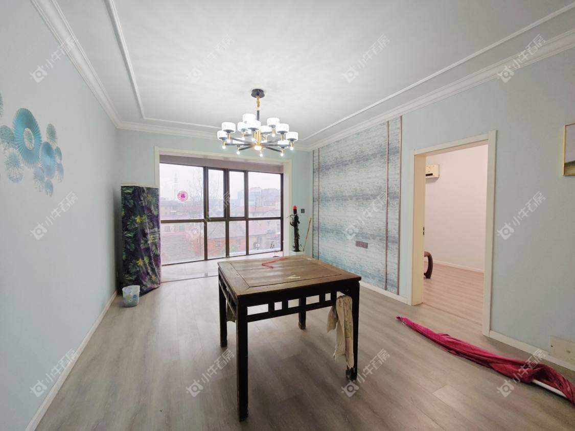 镇江金色家园在售二手房源室内图_小牛看房