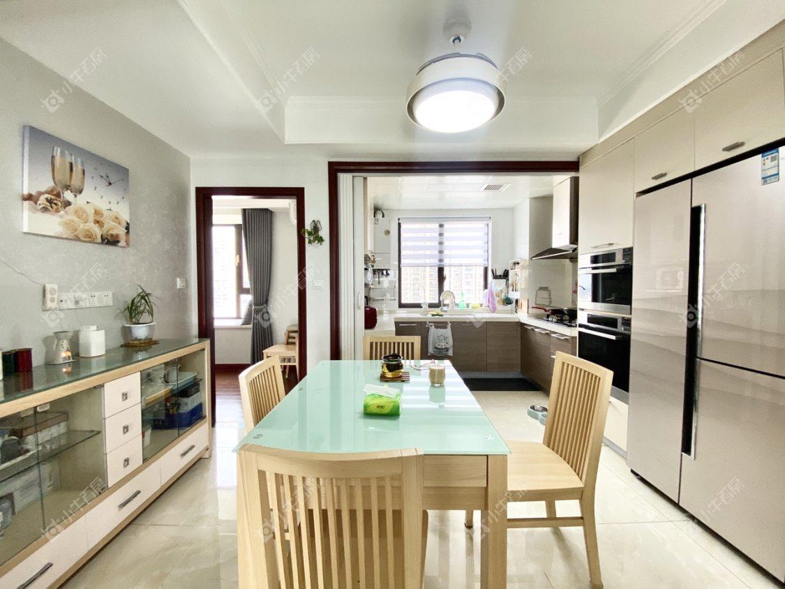 镇江汇金天地在售二手房源室内图_小牛看房