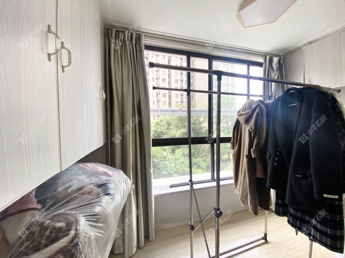 镇江丹凤国际在售二手房源室内图_小牛看房