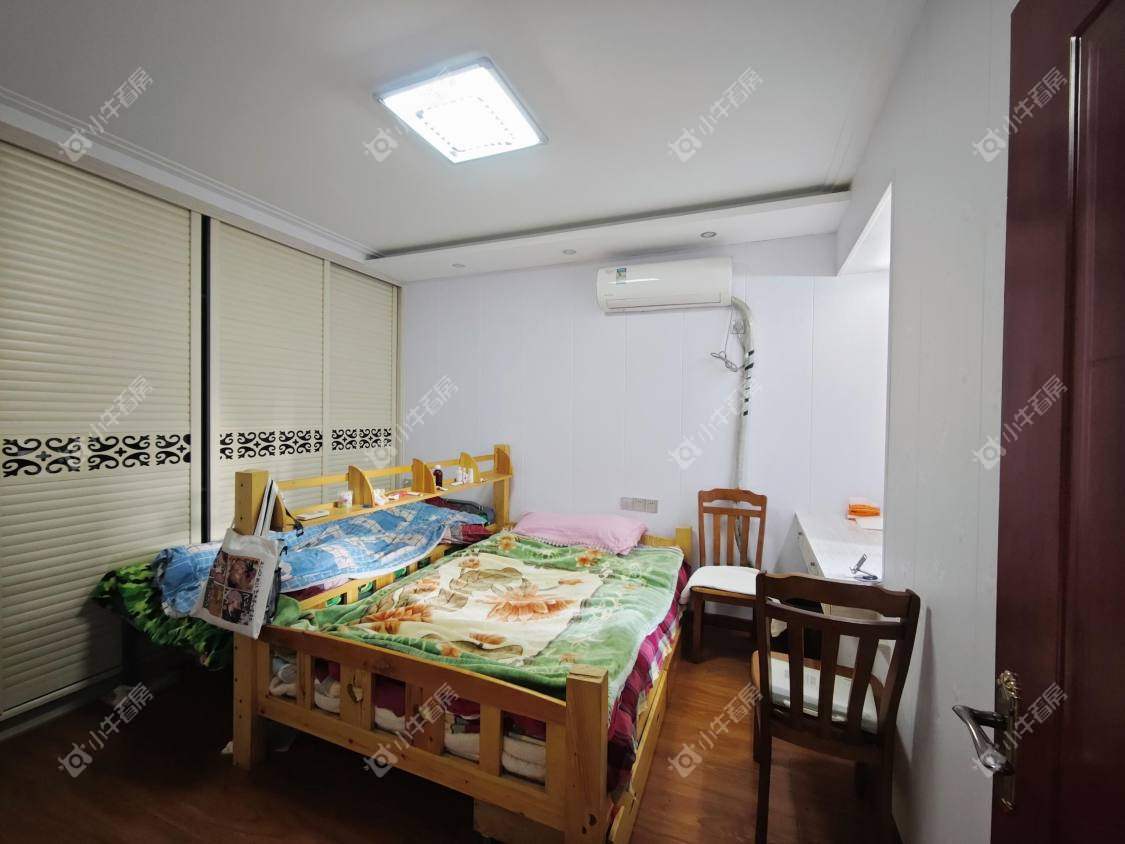 镇江华都锦城在售二手房源室内图_小牛看房