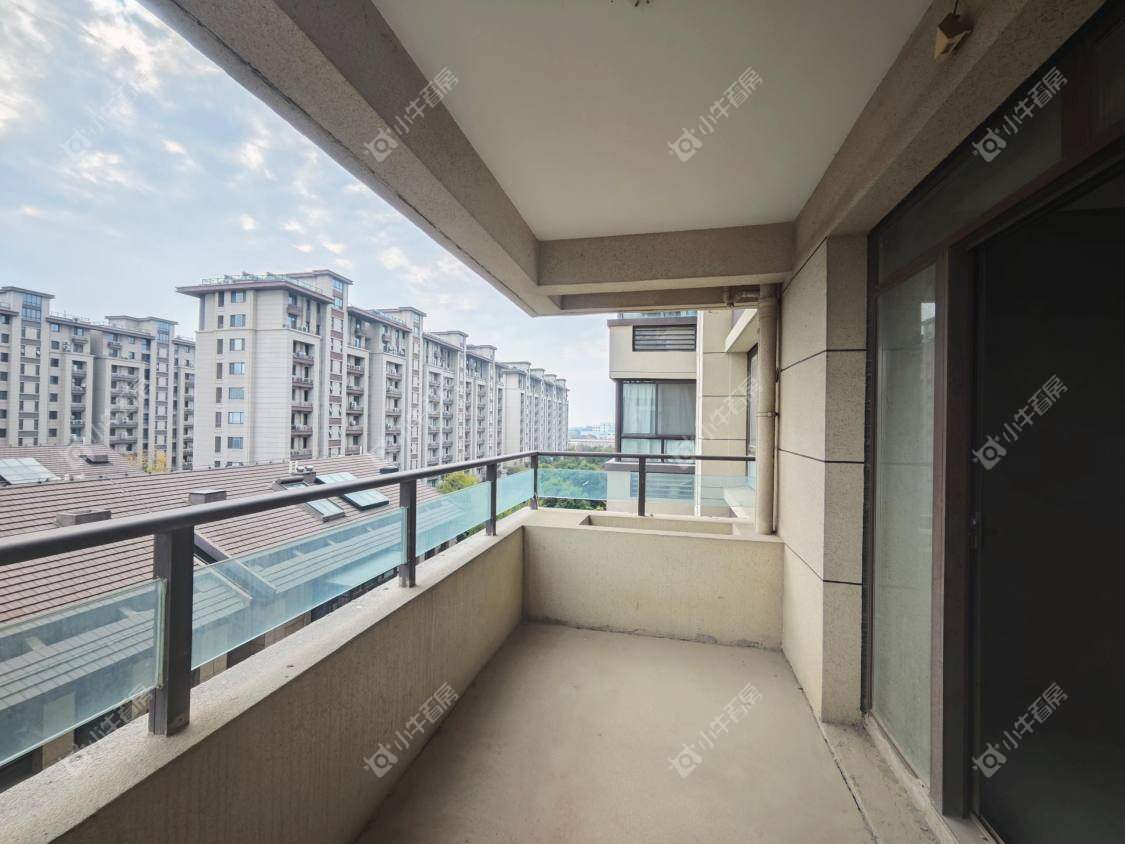 镇江凤凰郡在售二手房源室内图_小牛看房