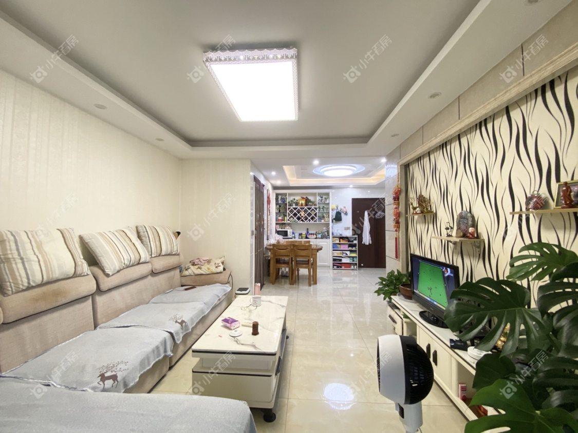 镇江东方盛世在售二手房源室内图_小牛看房