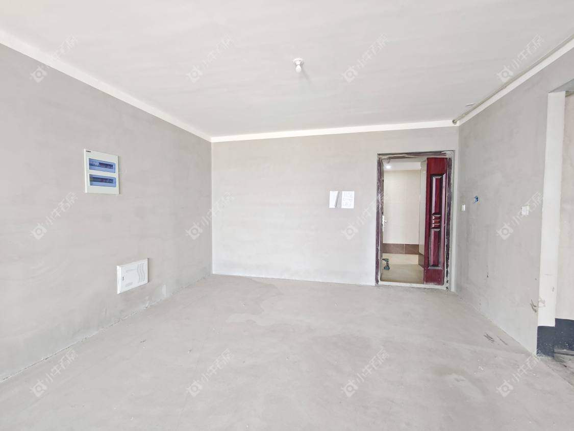 镇江珑蟠里在售二手房源室内图_小牛看房