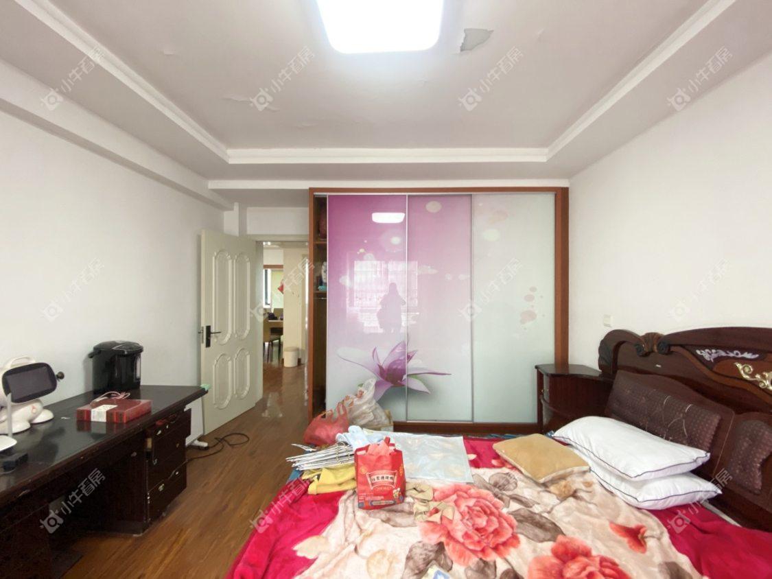 镇江碧水兰庭在售二手房源室内图_小牛看房