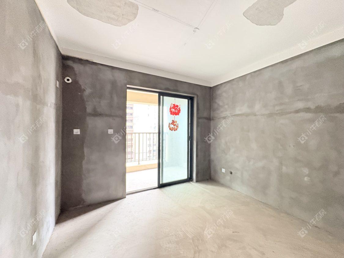 镇江荣城国际一期在售二手房源室内图_小牛看房