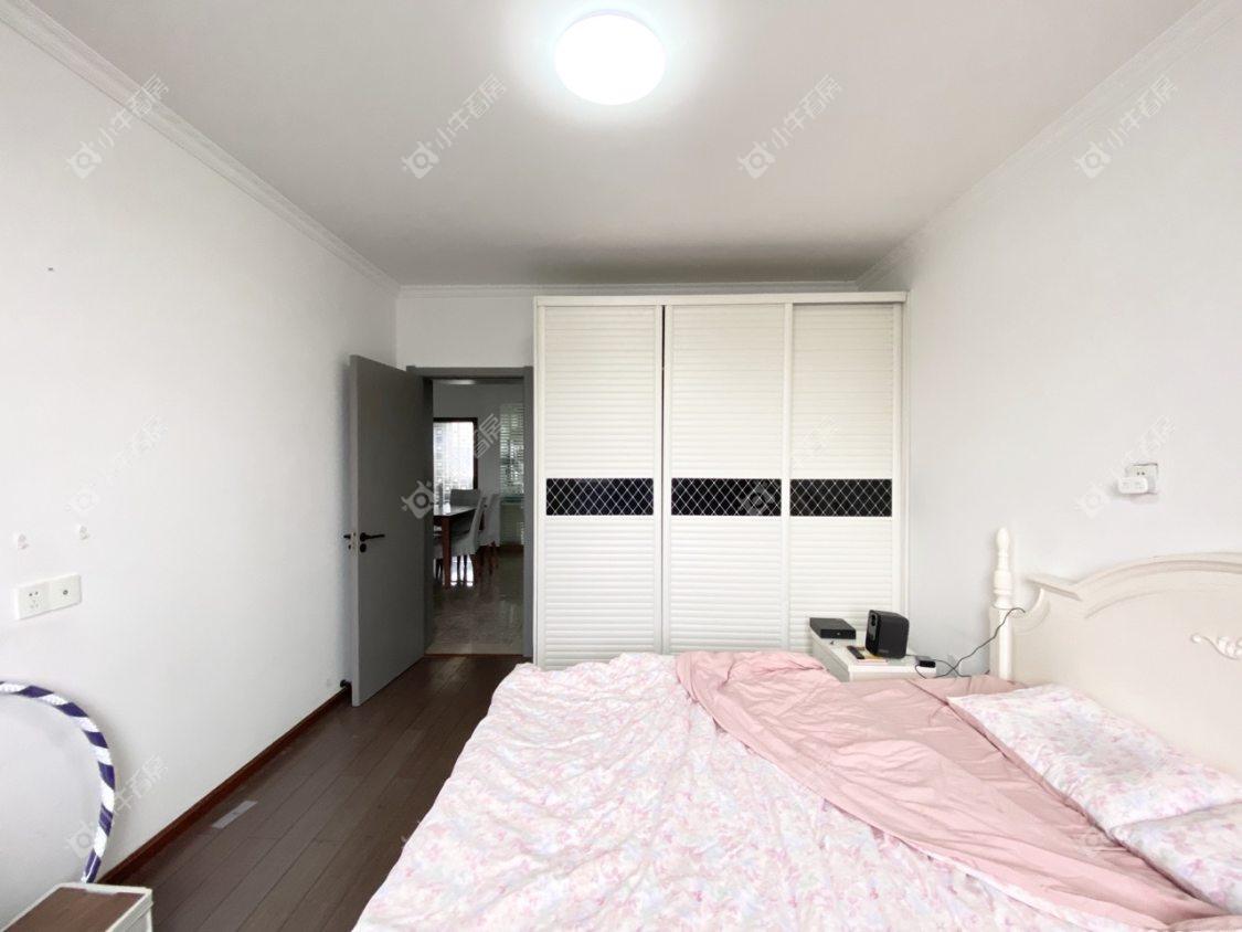 镇江万善园二村在售二手房源室内图_小牛看房