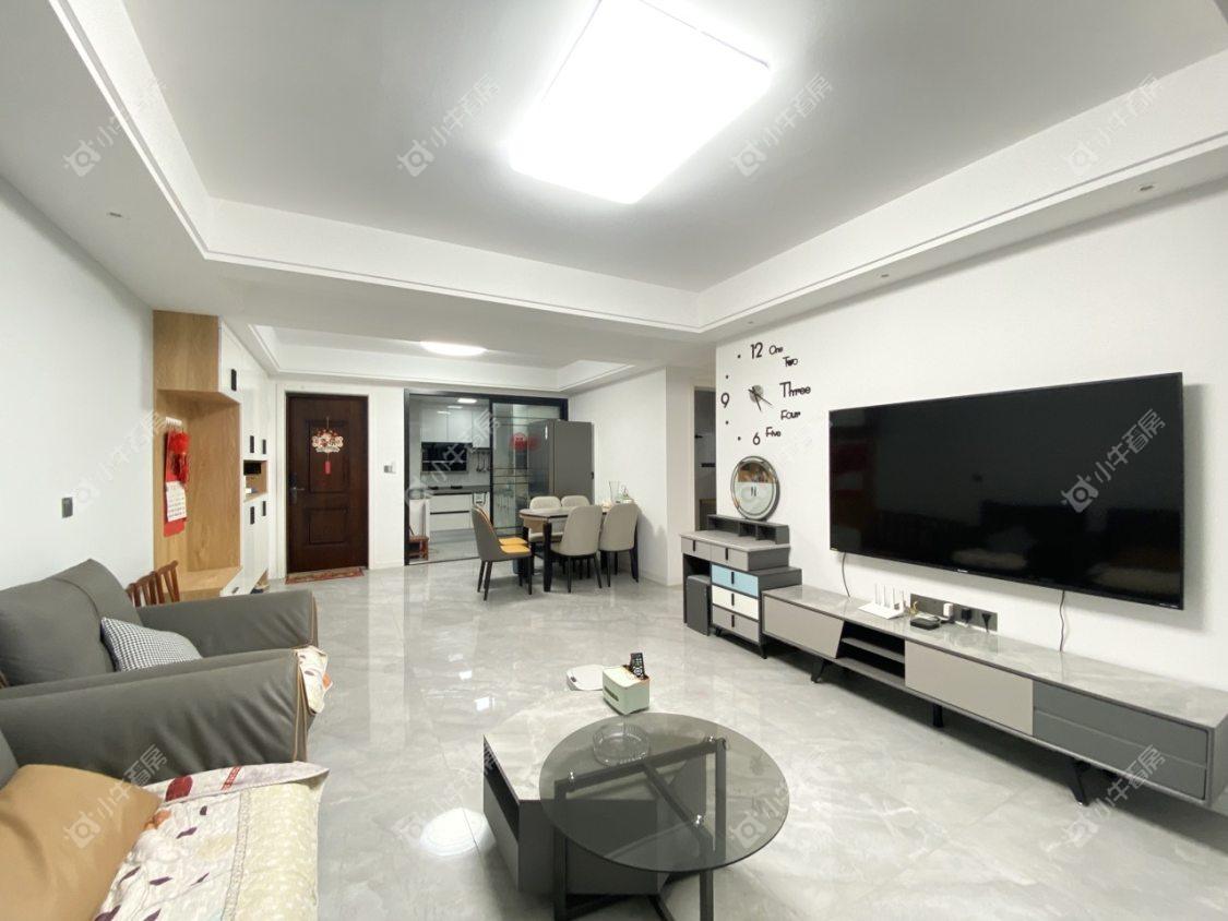 镇江凤凰郡在售二手房源室内图_小牛看房