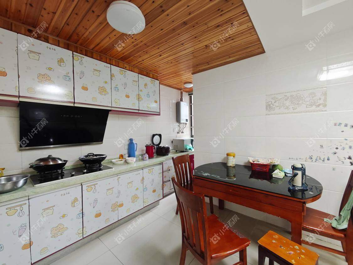 镇江华都锦城在售二手房源室内图_小牛看房