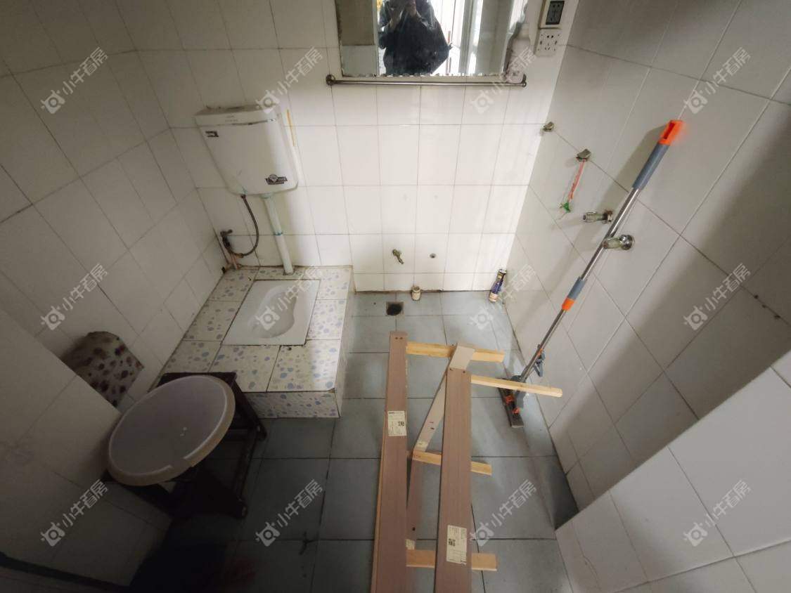 镇江南桥花园在售二手房源室内图_小牛看房