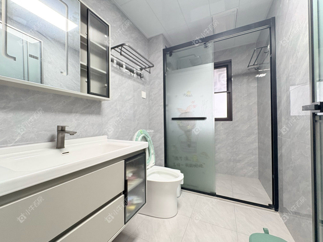 镇江汇金天地在售二手房源室内图_小牛看房