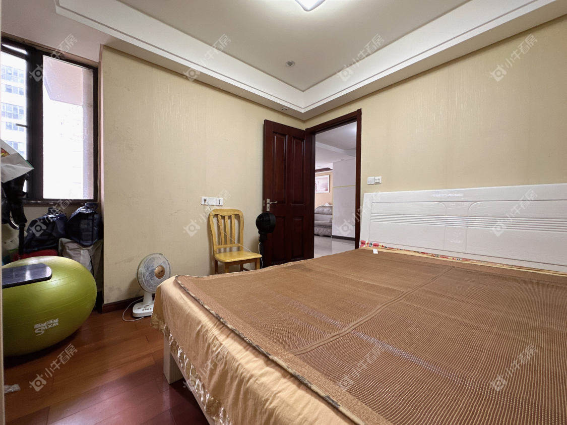 镇江凤凰国际在售二手房源_小牛看房