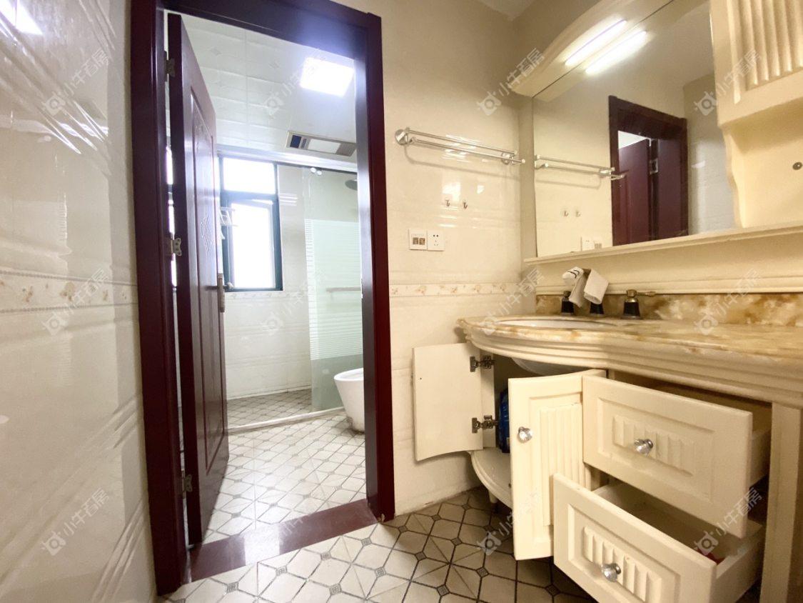 镇江学仕苑在售二手房源室内图_小牛看房